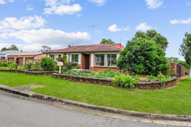 1 Onslow Street, St Clair NSW 2759