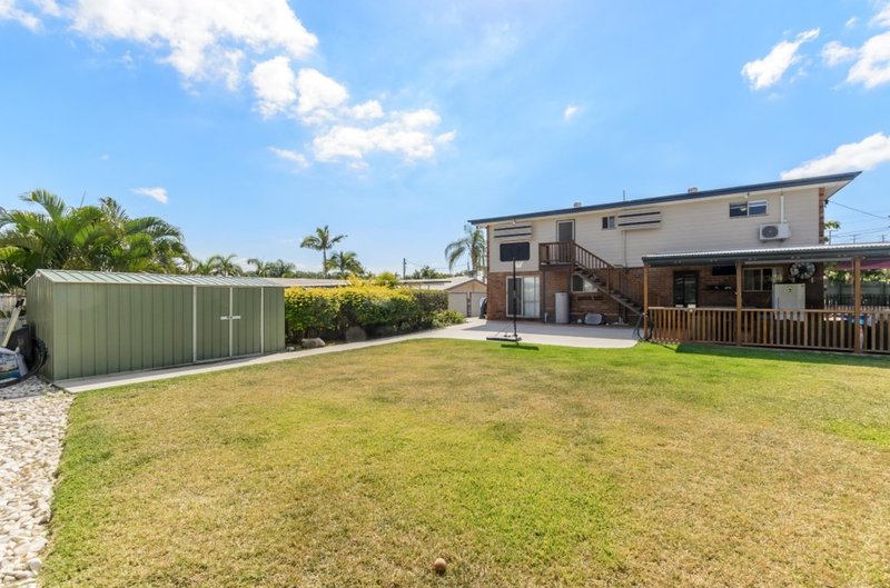 Photo - 1 Onslow Street, Tannum Sands QLD 4680 - Image 21