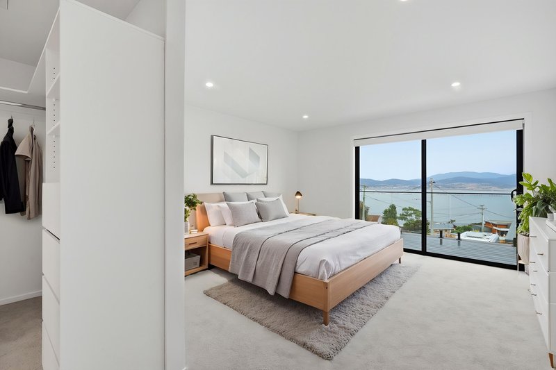 Photo - 1 or 2/10 Vancouver Street, Midway Point TAS 7171 - Image 9