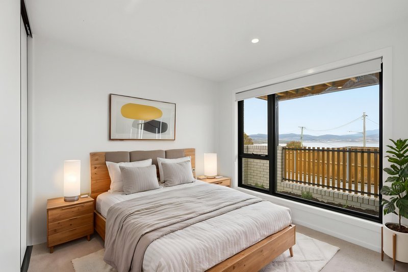 Photo - 1 or 2/10 Vancouver Street, Midway Point TAS 7171 - Image 13