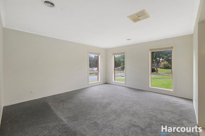 Photo - 1 Orchard Court, Drouin VIC 3818 - Image 3