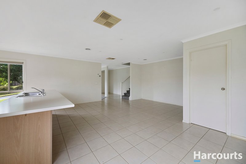 Photo - 1 Orchard Court, Drouin VIC 3818 - Image 7