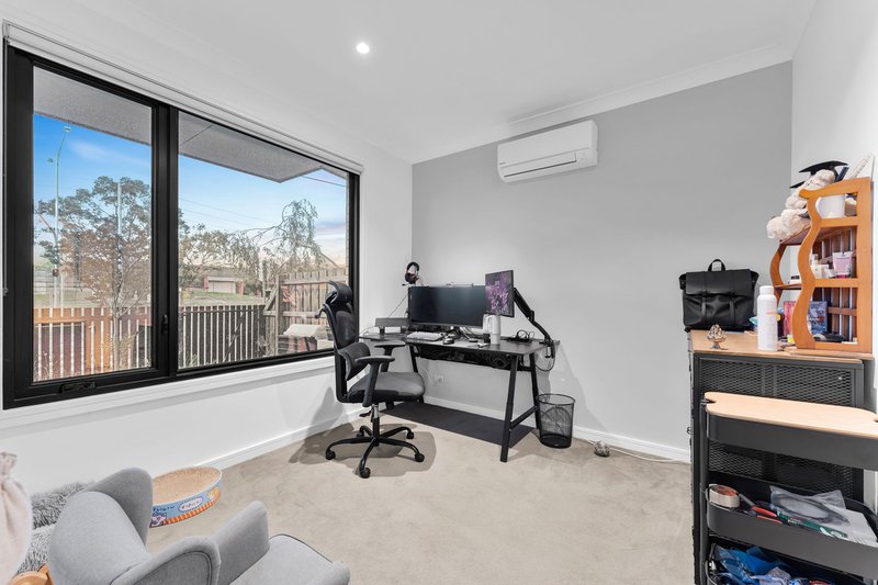 Photo - 1 Orchid Drive, Keysborough VIC 3173 - Image 6
