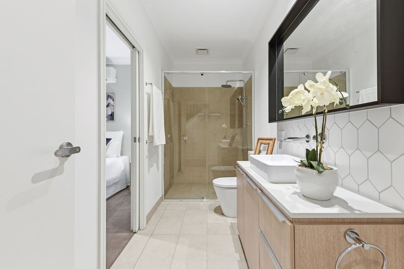 Photo - 1 Orchid Drive, Keysborough VIC 3173 - Image 10