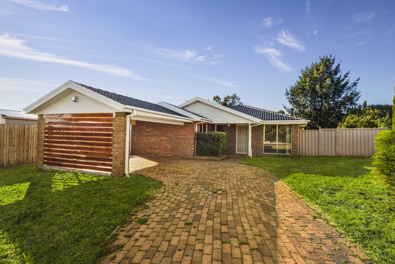 1 Orsett Court, Mill Park VIC 3082