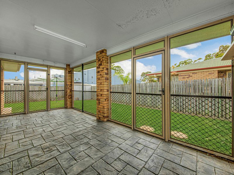 Photo - 1 Palm Court, Clinton QLD 4680 - Image 13