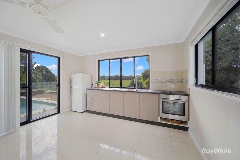 Photo - 1 Palm View Drive, Moore Park Beach QLD 4670 - Image 26