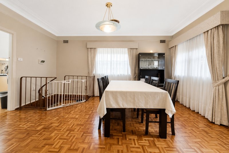 Photo - 1 Pangee Street, Kingsgrove NSW 2208 - Image 6