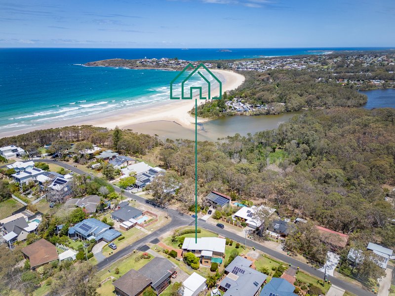 Photo - 1 Panorama Parade, Safety Beach NSW 2456 - Image 1