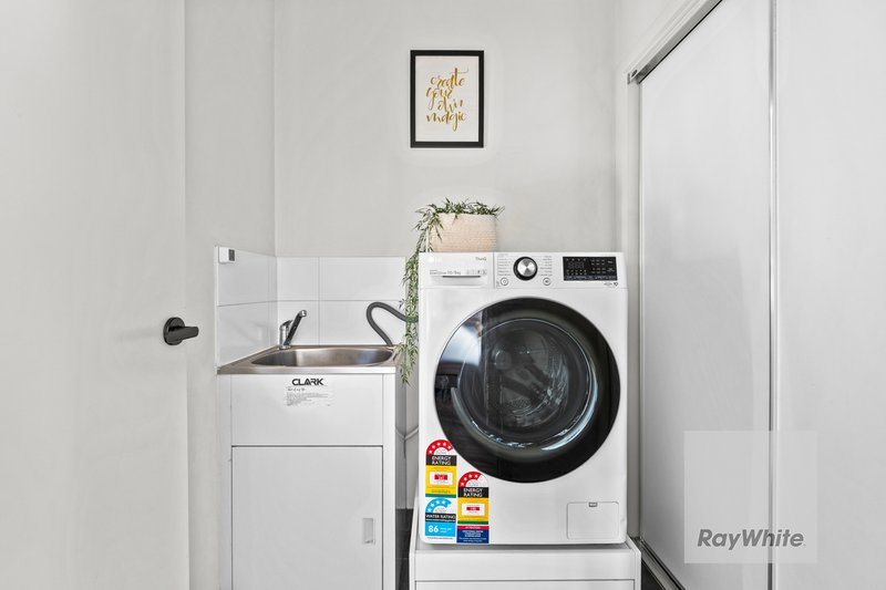 Photo - 1 Parkfield Walk, Westmeadows VIC 3049 - Image 12