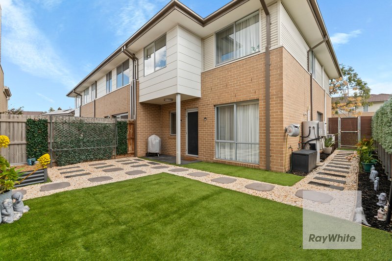 Photo - 1 Parkfield Walk, Westmeadows VIC 3049 - Image 13