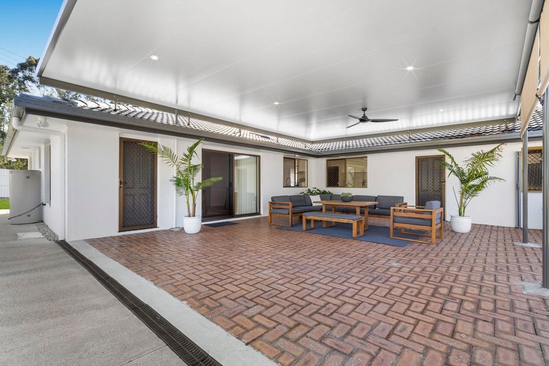 Photo - 1 Parkview Crescent, Shailer Park QLD 4128 - Image 18