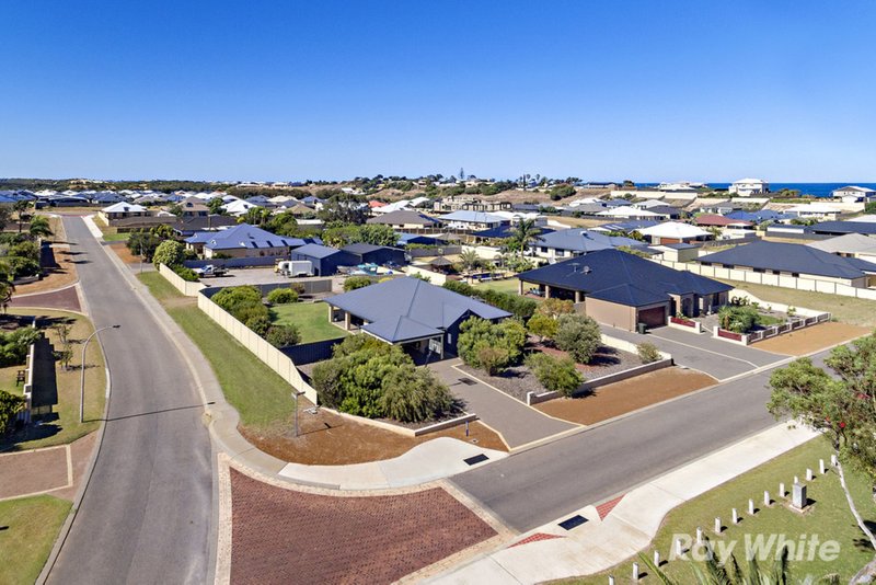 Photo - 1 Parkvista Square, Drummond Cove WA 6532 - Image 15