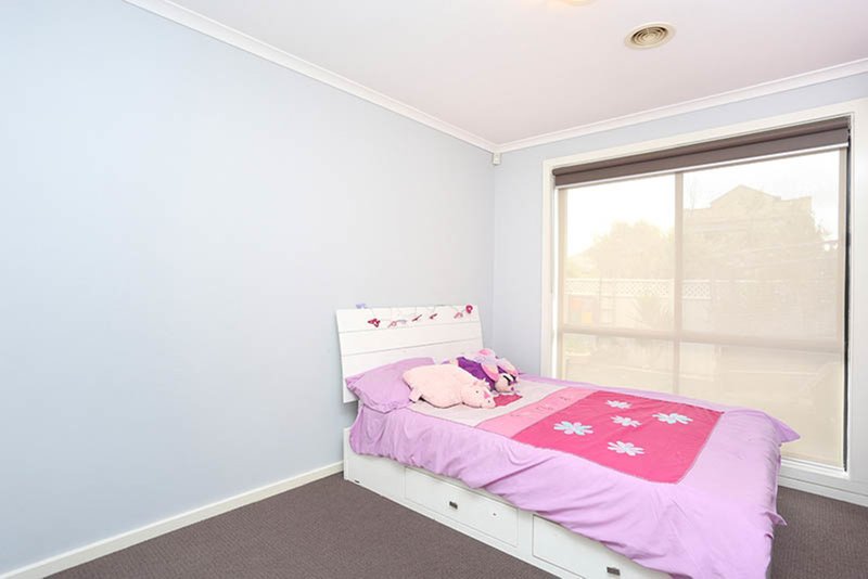 Photo - 1 Parkwood Close, Craigieburn VIC 3064 - Image 7