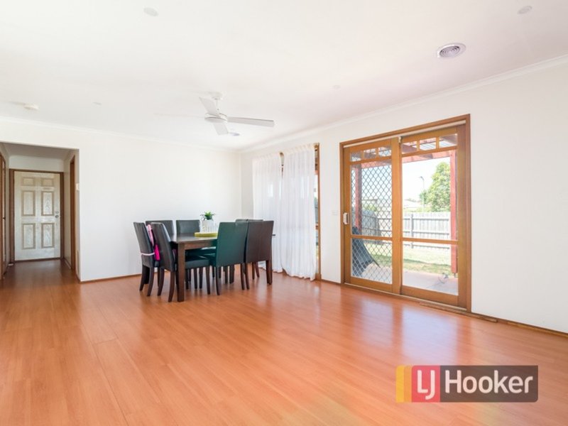 Photo - 1 Parman Avenue, Pakenham VIC 3810 - Image 6