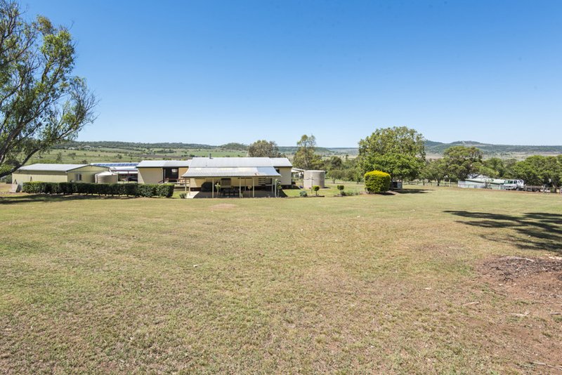 Photo - 1 Paspalum Court, Meringandan West QLD 4352 - Image 17