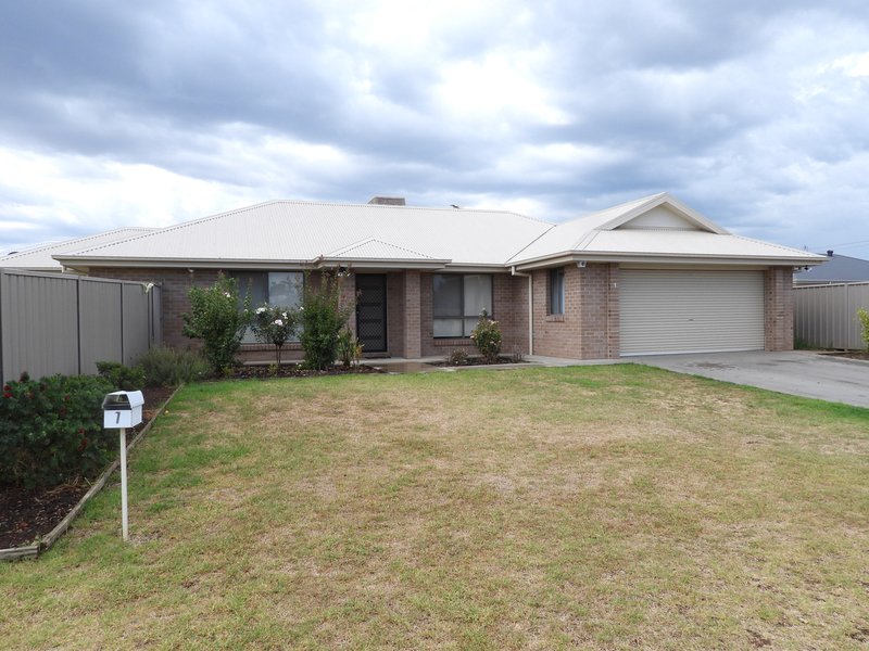 1 Pastega Place, Griffith NSW 2680