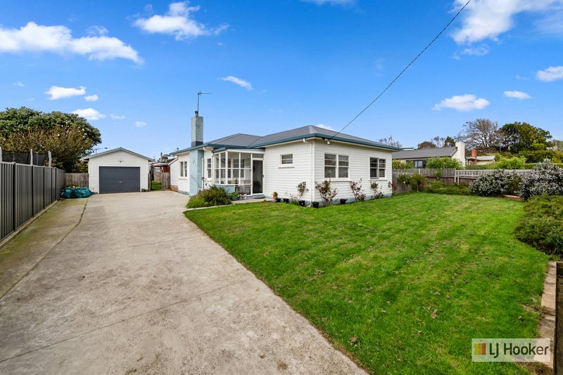 1 Payton Place, Devonport TAS 7310