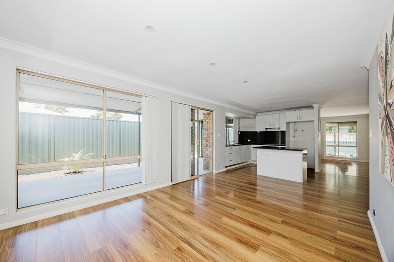 Photo - 1 Peacock Green, Ballajura WA 6066 - Image 15