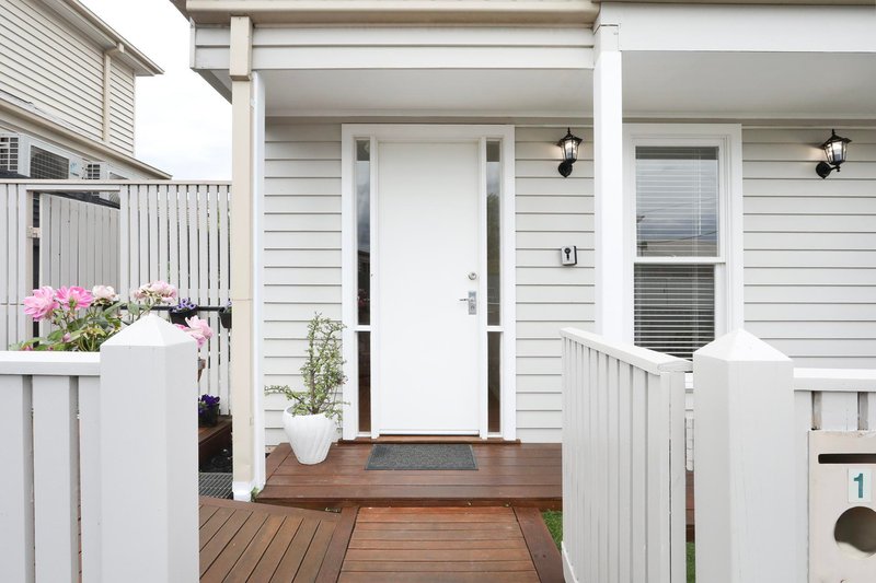 Photo - 1 Pearson Street, Williamstown VIC 3016 - Image 2