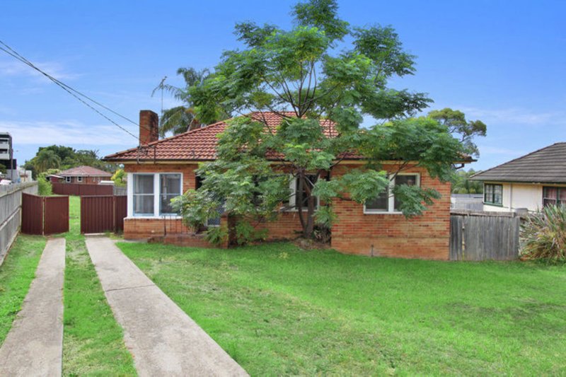 Photo - 1 Peggy Street, Mays Hill NSW 2145 - Image 6