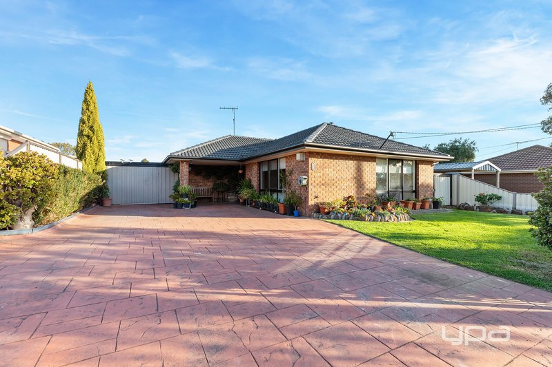 1 Penghana Place, Kings Park VIC 3021