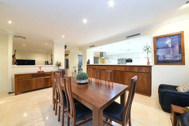 Photo - 1 Penryn Lane, Mindarie WA 6030 - Image 5