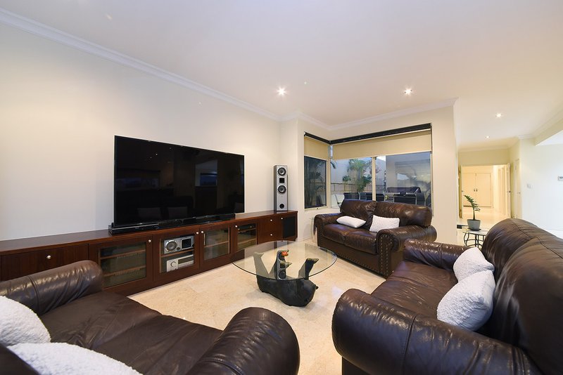 Photo - 1 Penryn Lane, Mindarie WA 6030 - Image 7