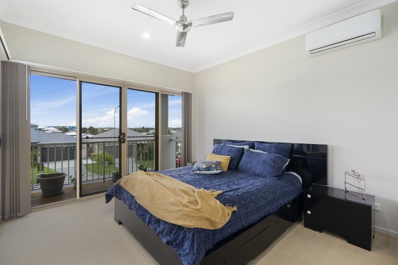 Photo - 1 Percy Earl Crescent, Pimpama QLD 4209 - Image 9