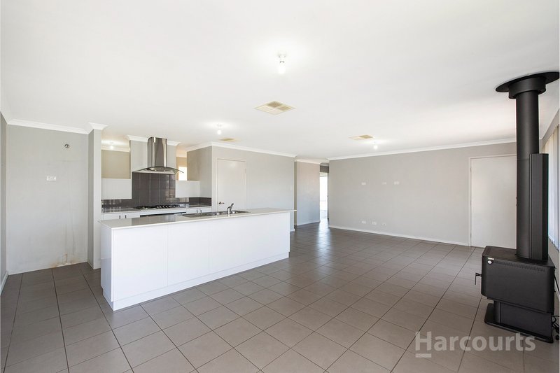 Photo - 1 Peregrine Loop, Dawesville WA 6211 - Image 9