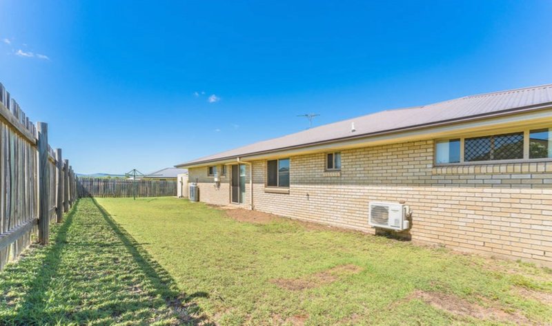 Photo - 1 Perkins Court, Gracemere QLD 4702 - Image 12