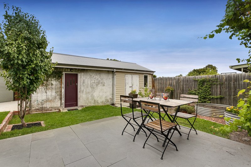 Photo - 1 Perrett Street, Brunswick West VIC 3055 - Image 10