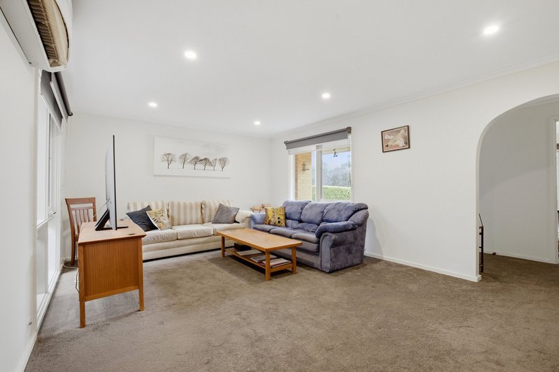 Photo - 1 Perry Drive, Chapman ACT 2611 - Image 3