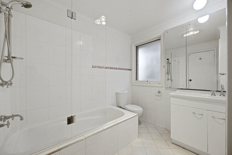 Photo - 1 Perry Drive, Chapman ACT 2611 - Image 15