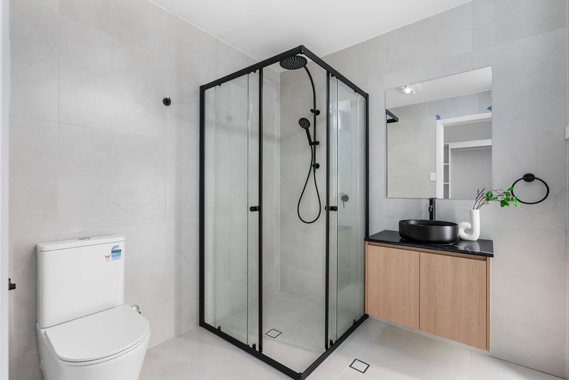 Photo - 1 Peters Road, Edmondson Park NSW 2174 - Image 10