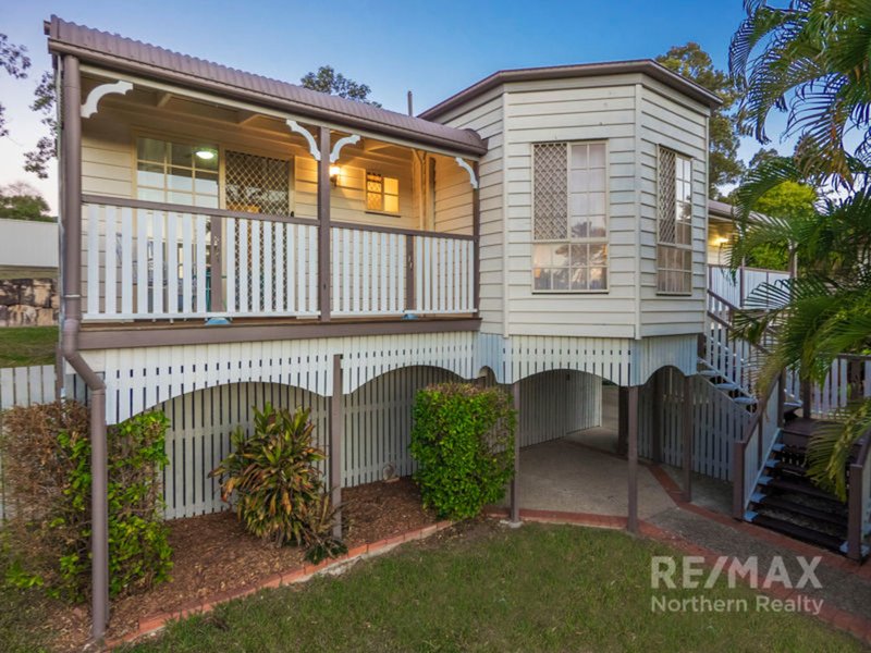 1 Phoenix Court, Eatons Hill QLD 4037