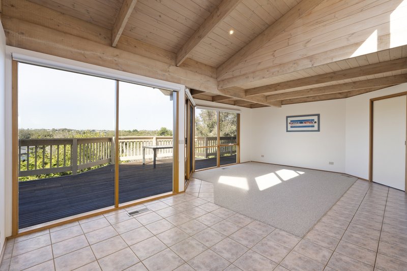 Photo - 1 Phyllis Parade, Rye VIC 3941 - Image 6