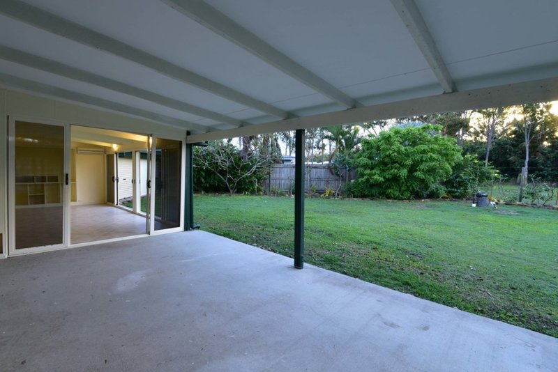 Photo - 1 Picaninni Close, Cannonvale QLD 4802 - Image 4