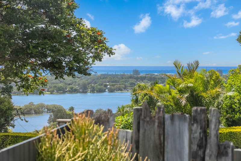 1 Pileena Street, Banora Point NSW 2486