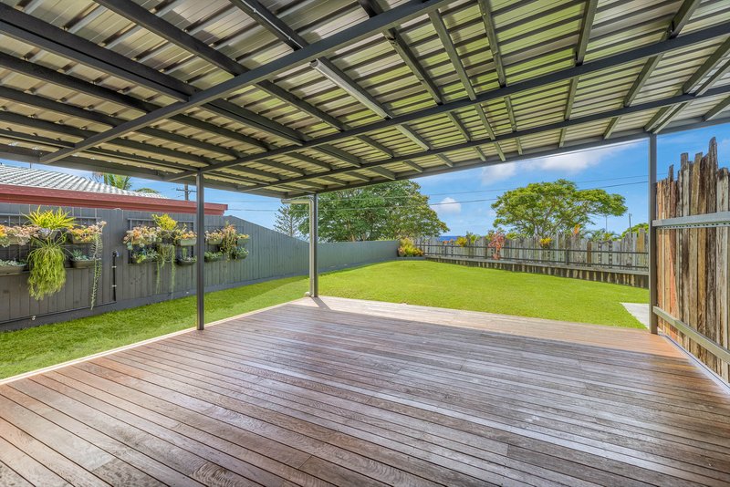 Photo - 1 Pileena Street, Banora Point NSW 2486 - Image 5