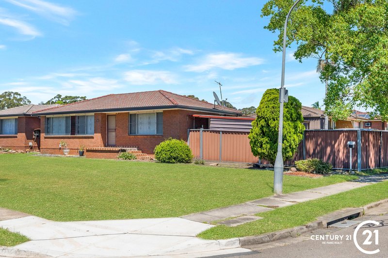 Photo - 1 Pilliga Crescent, Bossley Park NSW 2176 - Image 1