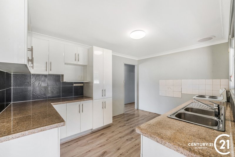 Photo - 1 Pilliga Crescent, Bossley Park NSW 2176 - Image 7