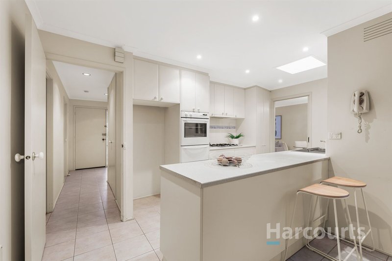 Photo - 1 Pimpala Court, Wantirna VIC 3152 - Image 5