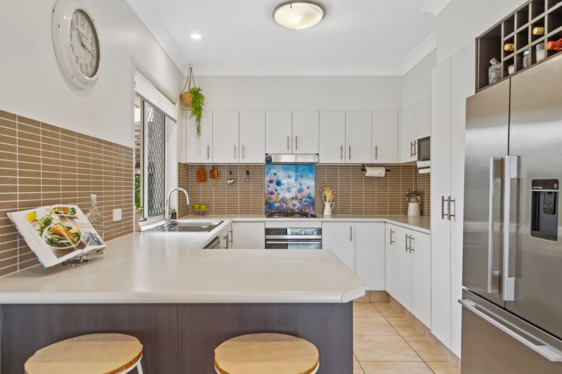 Photo - 1 Pincally Crescent, Ormeau QLD 4208 - Image 3