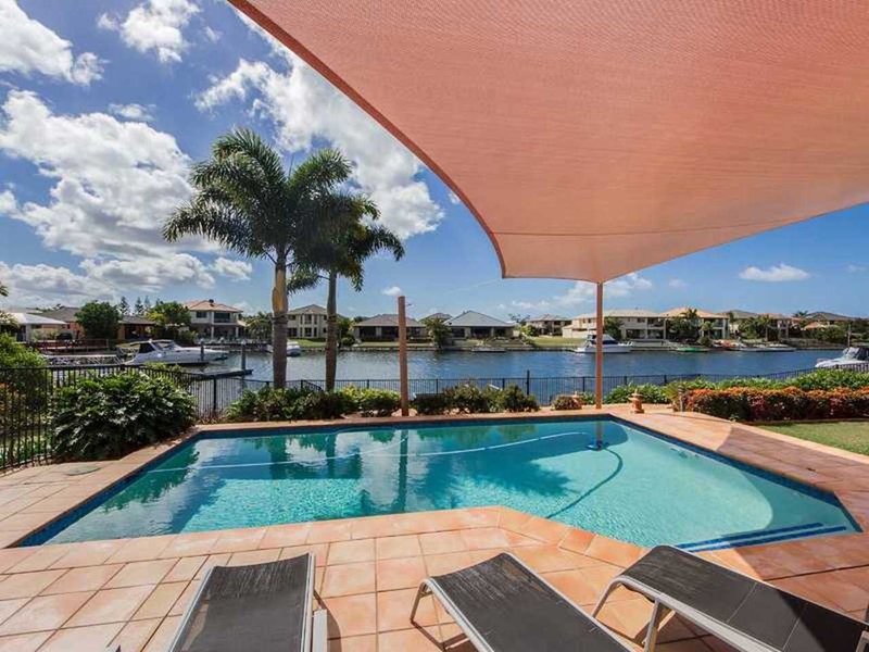 Photo - 1 Pipers Point, Helensvale QLD 4212 - Image 4