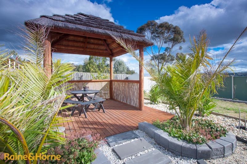 Photo - 1 Piping Lane, Sunbury VIC 3429 - Image 11