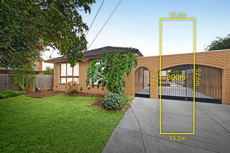Photo - 1 Poet Road, Bentleigh East VIC 3165 - Image 1