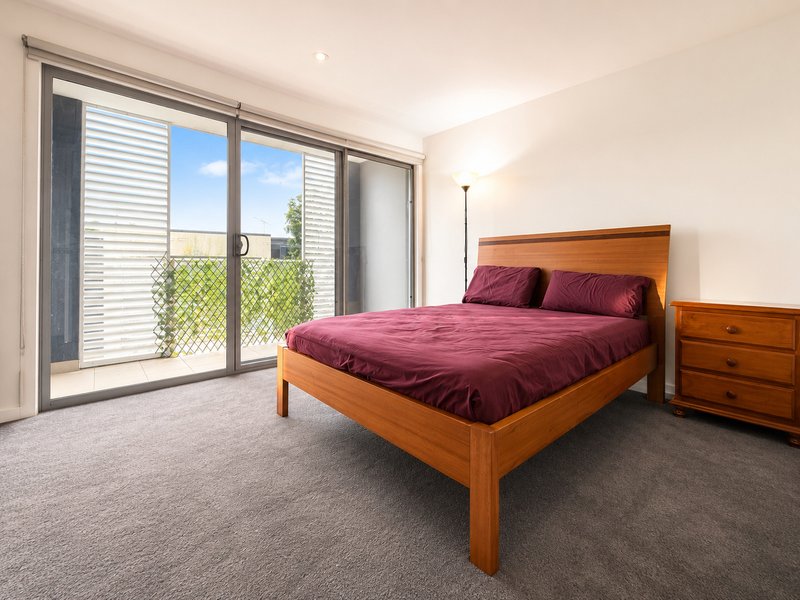 Photo - 1 Poinsettia Court, Bundoora VIC 3083 - Image 8