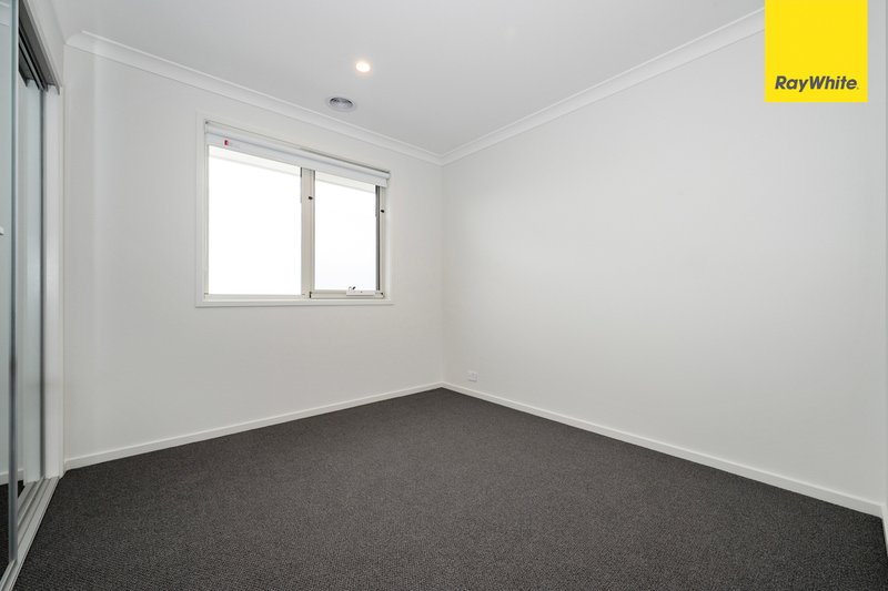 Photo - 1 Pollock Drive, Strathtulloh VIC 3338 - Image 9