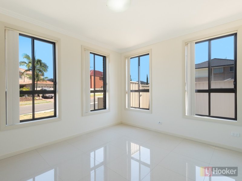 Photo - 1 Polya Place, Horningsea Park NSW 2171 - Image 3